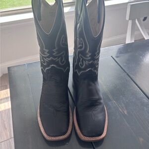 Black Cowboy Boots